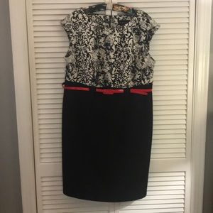 Ladies cap sleeve dress with belt -18w